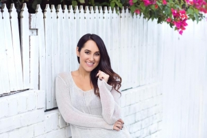 Wellness Influencer Interview: Cassie Mendoza-Jones, Renee Naturally