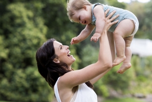 Renée Leonard-Stainton Interviewed by Nature Baby on Being a Mum // Renée Naturally