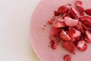 Strawberries & Cream Cheesecake