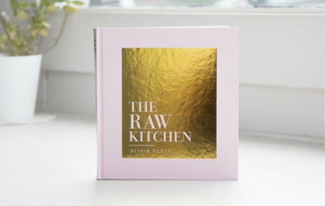 Wellness Influencer Interview: Olivia Scott, The Raw Kitchen founder + Author