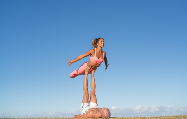 Wellness Influencer Interview: Claudine Lafond, by Renee Naturally #yoga #acro