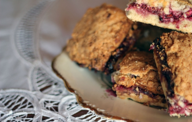 Raspberry Louise Slice