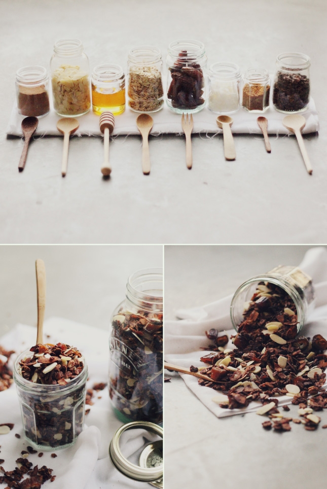 Cacao & Coconut Granola // Recipe by Nutritionist Renée Naturally