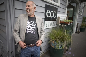 Wellness Influencer Interview: Malcolm Rands // Renee Naturally