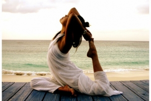Yoga on Beach, Renee Naturally