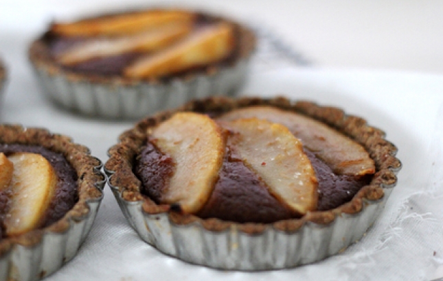 Pear, Hazelnut & Salted Caramel Tarts, Renee Naturally